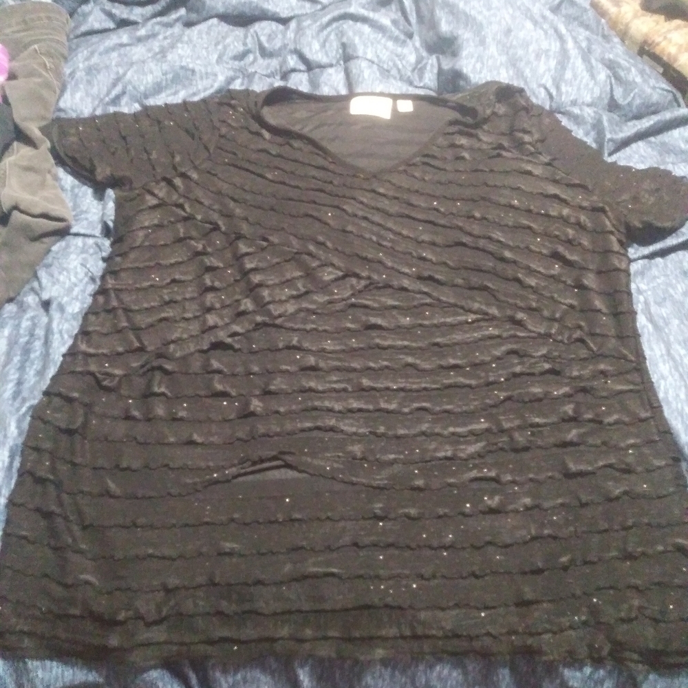 Short sleeve top